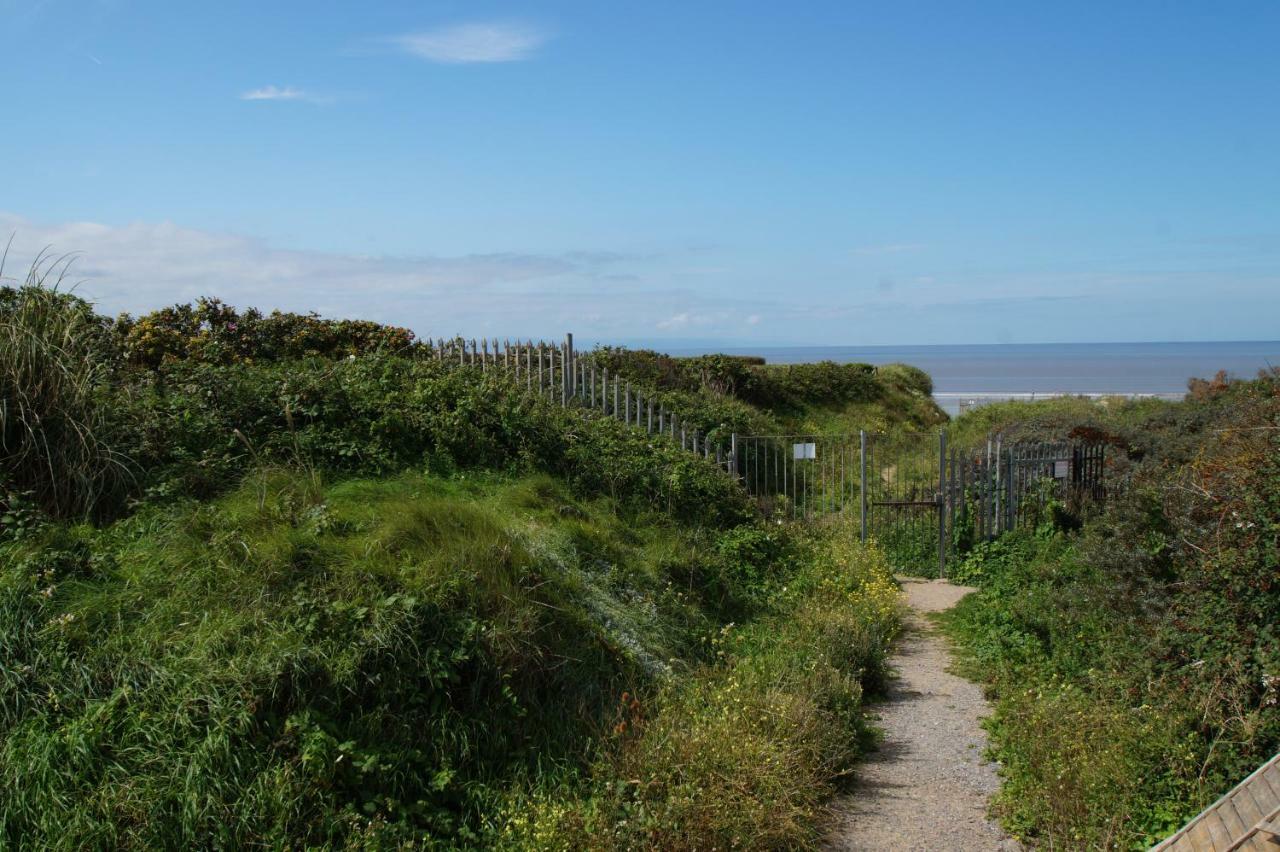 2 Bed Apartment W/Private Access To 7 Miles Of Sandy Beach - Sleeps 4 Brean Exterior foto